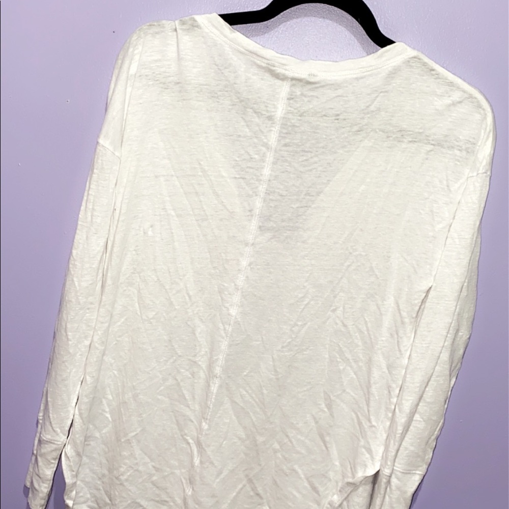 White long sleeve V-neck banana republic top